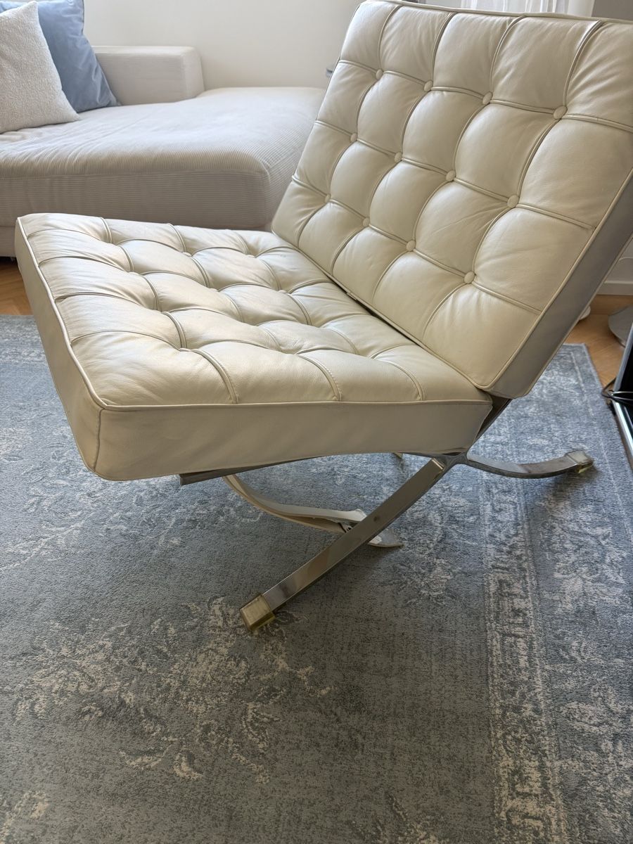 Sedie a sdraio: Barcelona Chair Replica – Difettoso da Zürich venduto da lmk_99 1