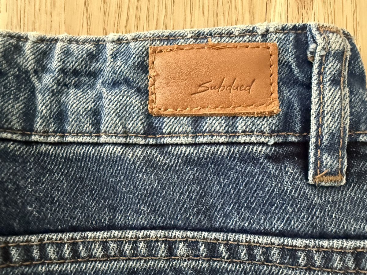 Pantalons: Jeanshose Subdued Gr. 32/34 Mädchen  – D'occasion à Domat/Ems par Furreri 2