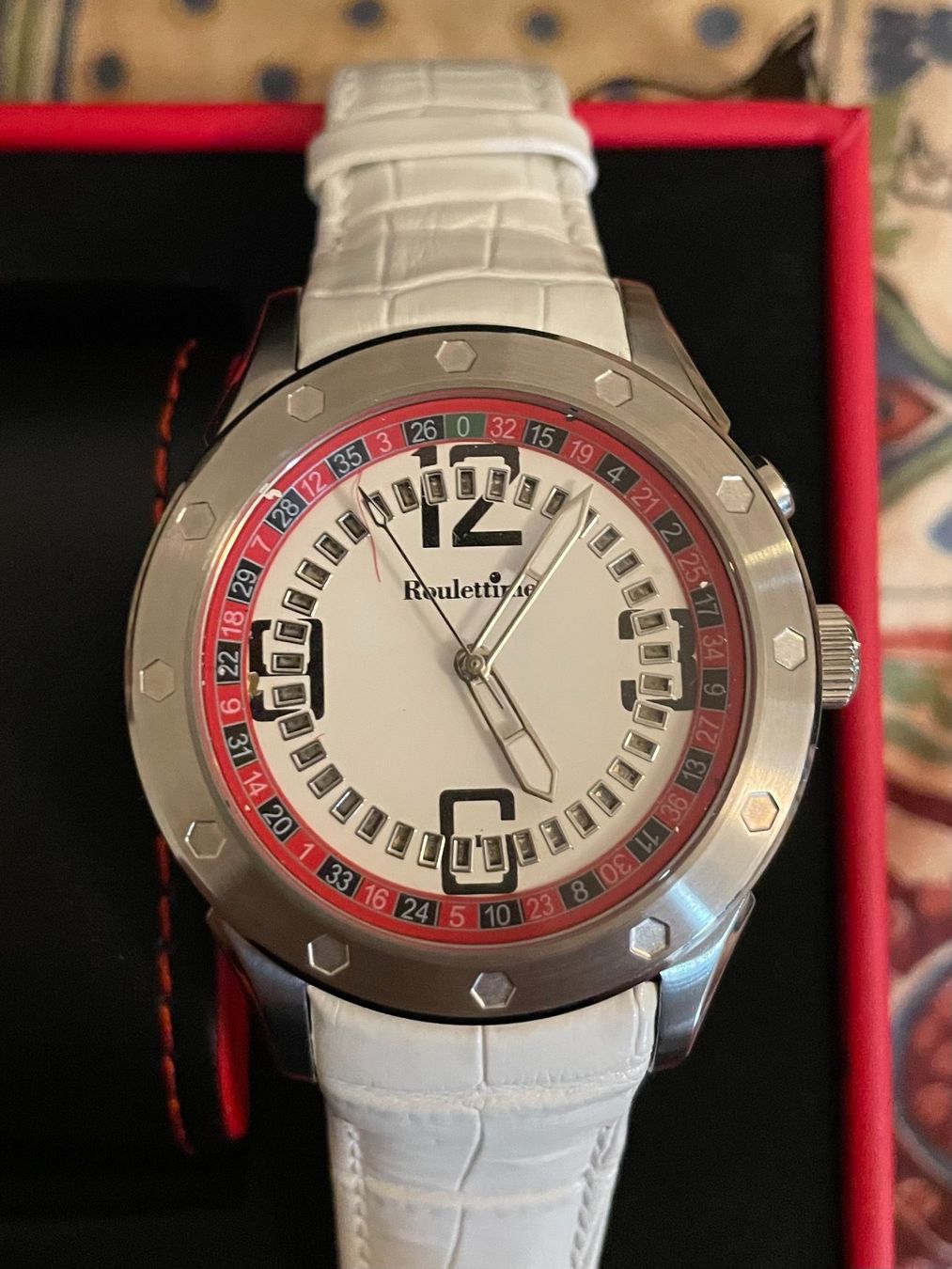 Orologi: Roulettime (White Leather Strap) – Nuovo e nell'imballaggio originale da Chiasso venduto da Er_Mon