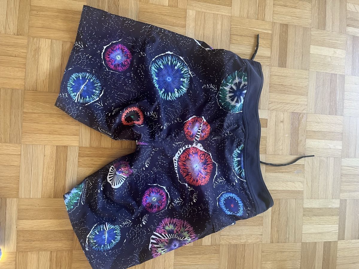 Volcom Costumi da bagno: Badeshorts Badehose Volcom NEU – Nuovo e nell'imballaggio originale da Vaduz venduto da Wurzla777 1