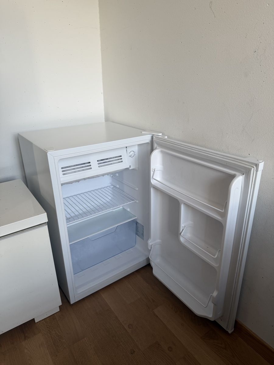 Novamatic Frigoriferi: Mini-Kühlschrank – Nuovo (secondo la descrizione) da Bern venduto da -Noah 3
