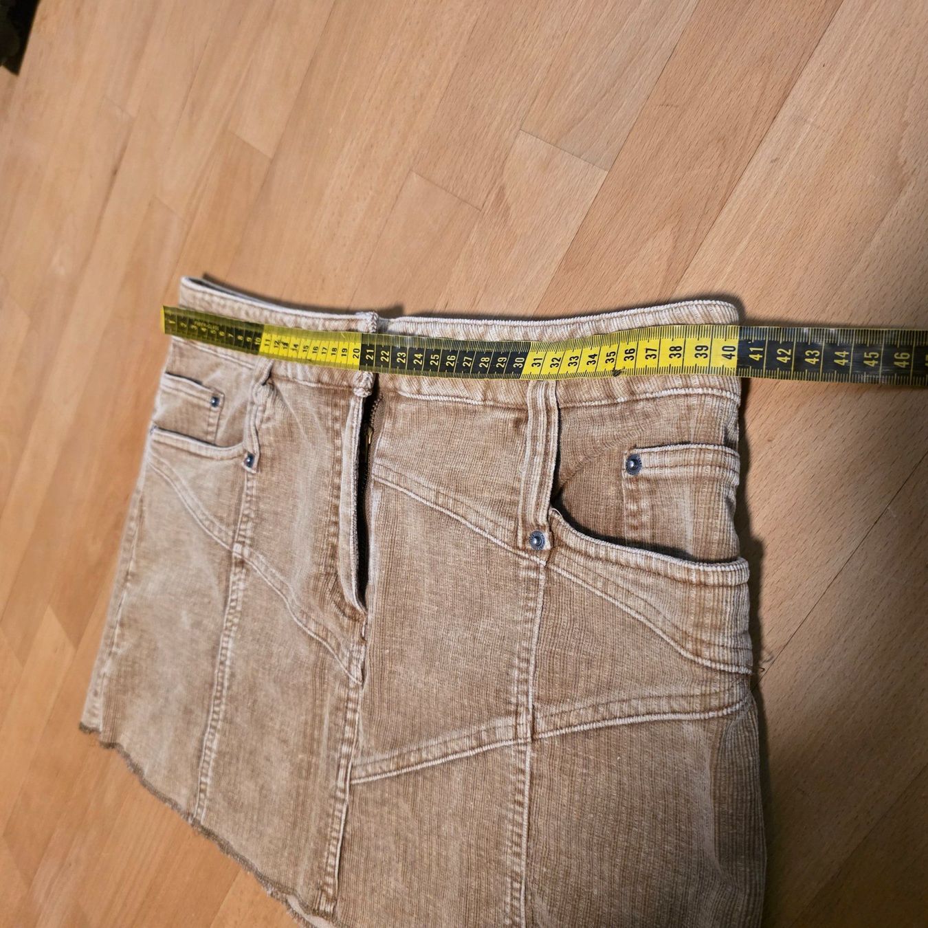 Vero Moda Gonne: Vero Moda Minirock Camel Braun Baumwolle – Usato da Wald ZH venduto da CapLux 3
