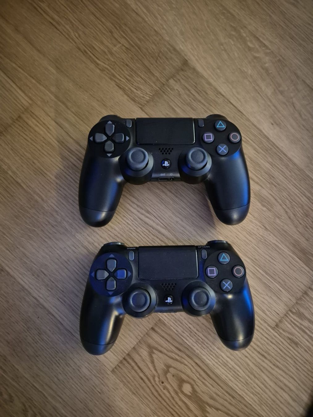 Sony Consoles: PS4 Konsole + Controller + 9 Games| 12.02 Software – D'occasion à Sursee par wmbcar 1