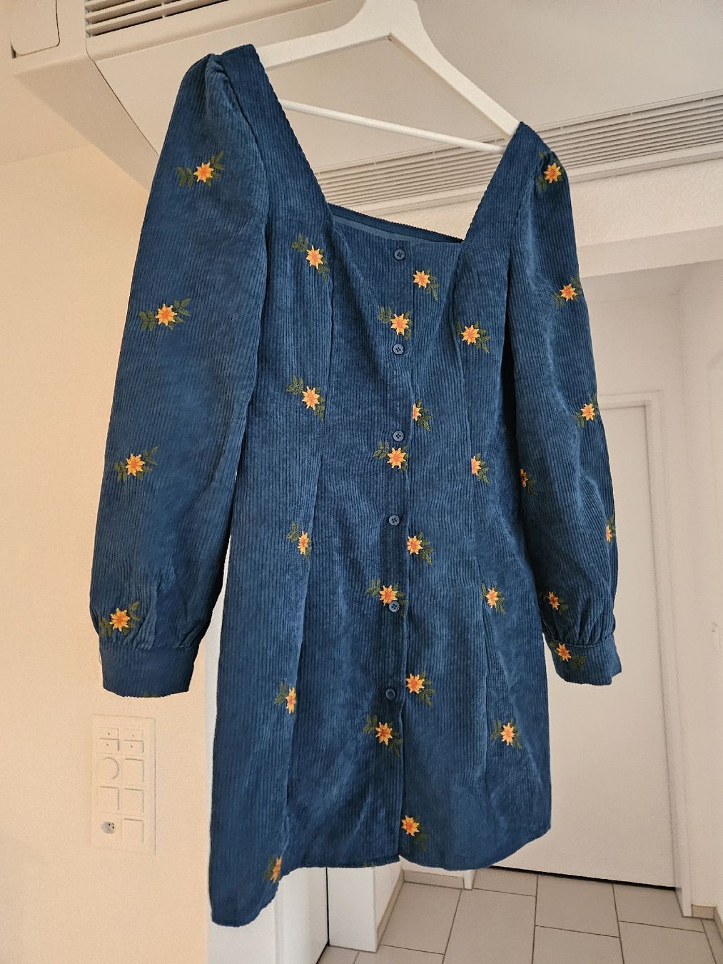Robes: Kleid mit blumenmuster – Neuf (Voir description) à Bülach par Recherchieren 3