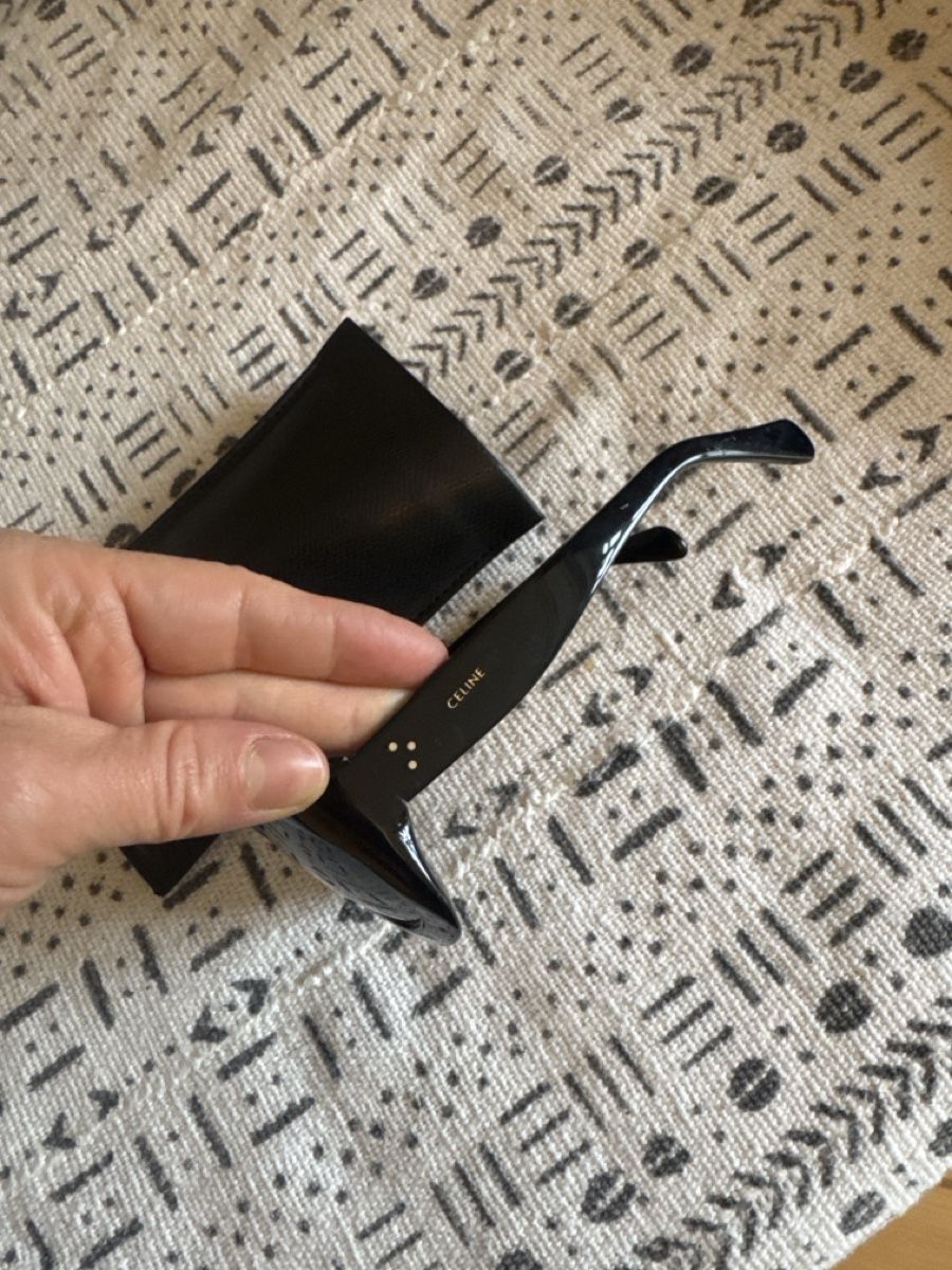 Celine Occhiali & Lenti: Celine Sonnenbrille schwarz mit Etui – Usato da Zürich venduto da juliajuliuscesar 1