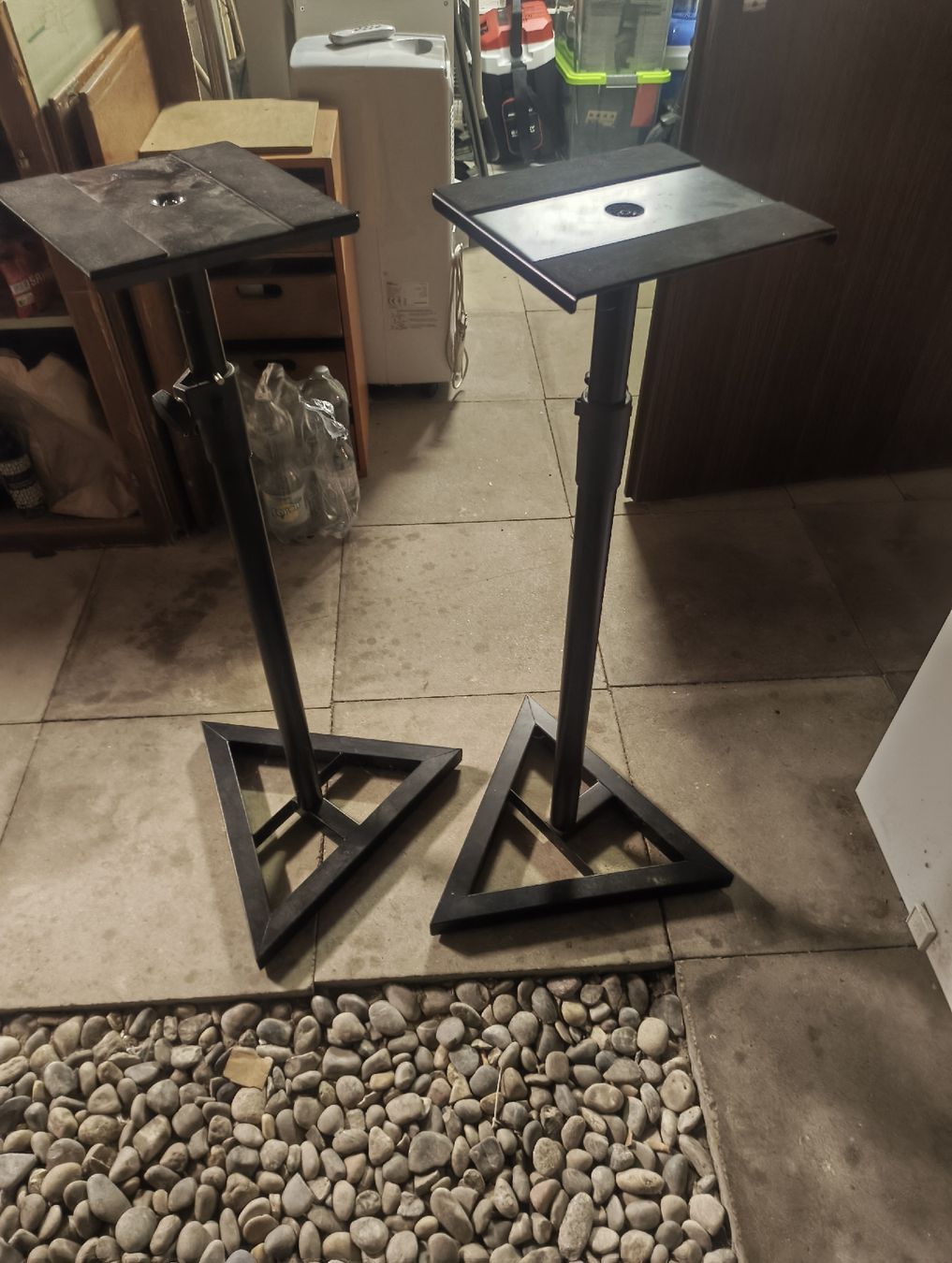 Fixations: boxenstativ – D'occasion à Läufelfingen par sim_fr2v