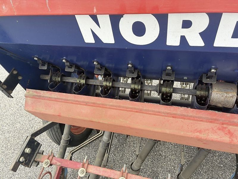 Alle Maschinen: Nordsten Sähmaschine 3m – Gebraucht aus Rossrüti von T5.115 3