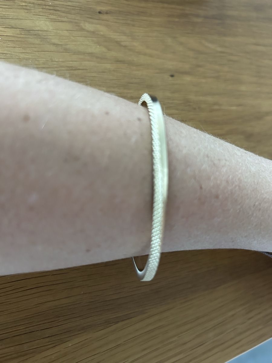 Armbänder & -reifen: Bracelet Mvmt doré – Neu und originalverpackt aus Gorgier von hcaroline4