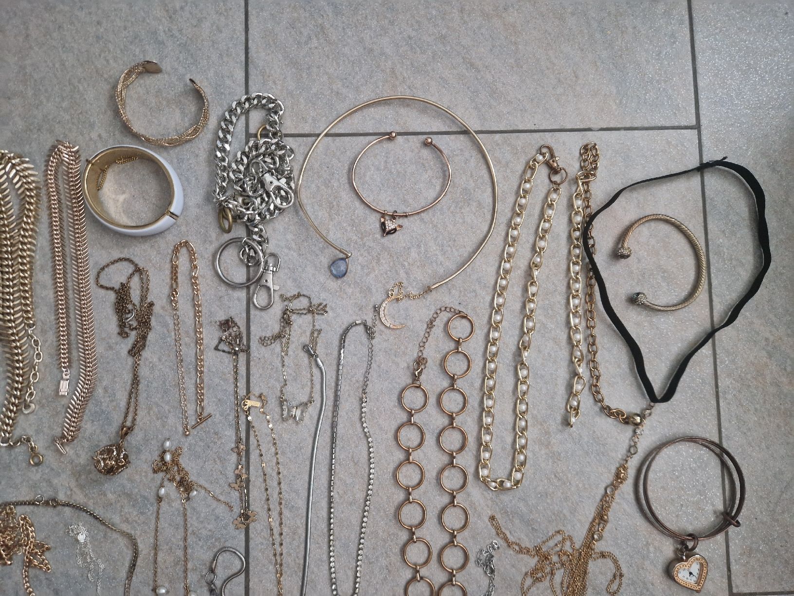 Altri gioielli: Grosses Konvolut Modeschmuck 1 – Usato da Zofingen venduto da TR1981 4