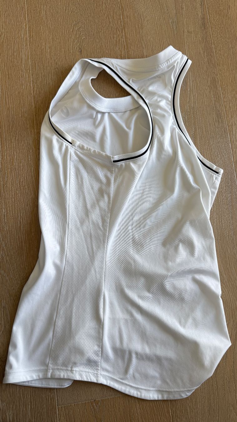 Asics Top: TankTop Damen ASICS – Nuovo (secondo la descrizione) da Hünenberg See venduto da Schulers 4