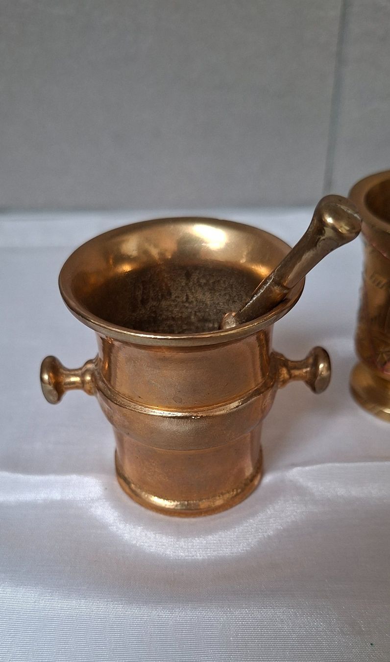 Altro per cucinare: 4 Stück Messing Mörser mit Stössel – Usato da Möhlin venduto da teddybaer8 4