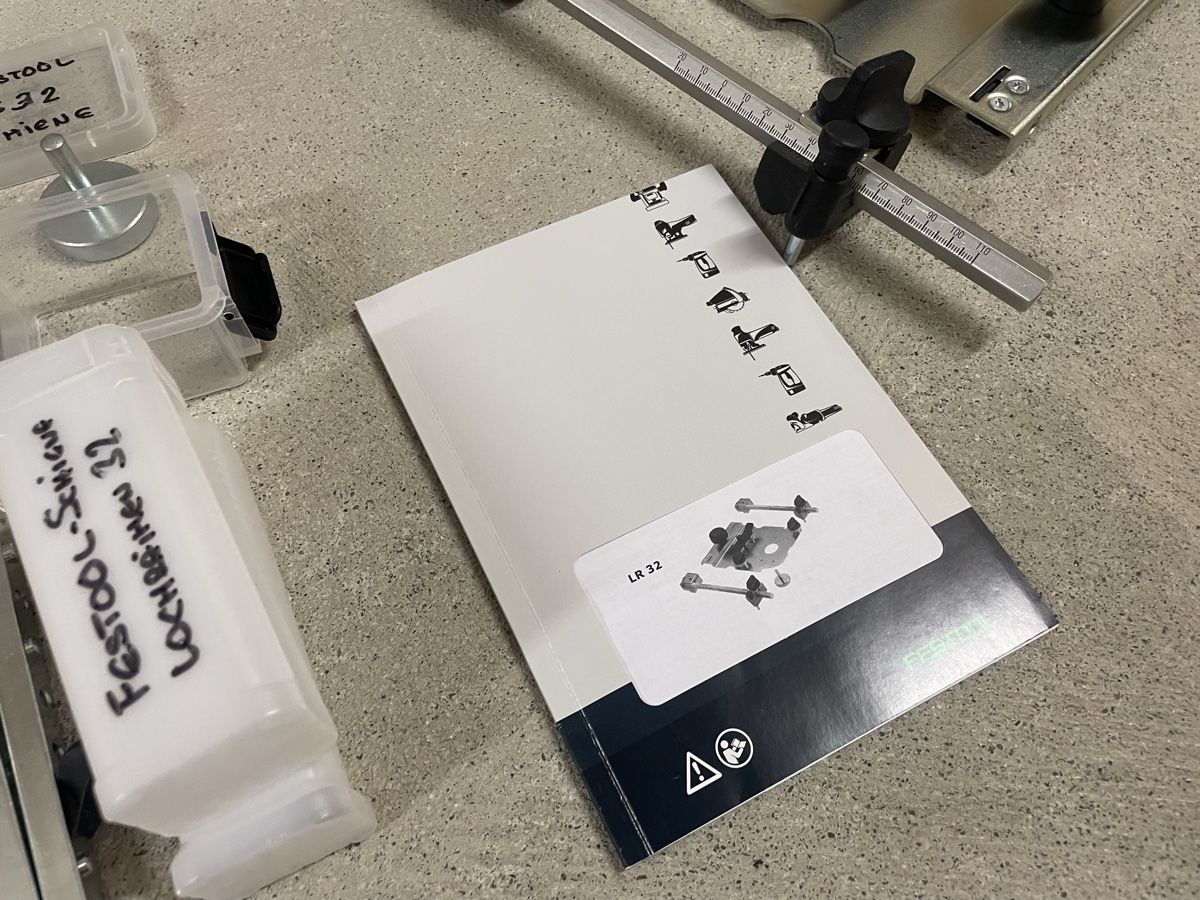 Festool Tutti gli attrezzi: Festool LR 32 Lochreihen Set, komplett – Usato da Dällikon venduto da Marcofloro 2
