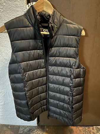 Neues Gilet grösse 42 von C&A