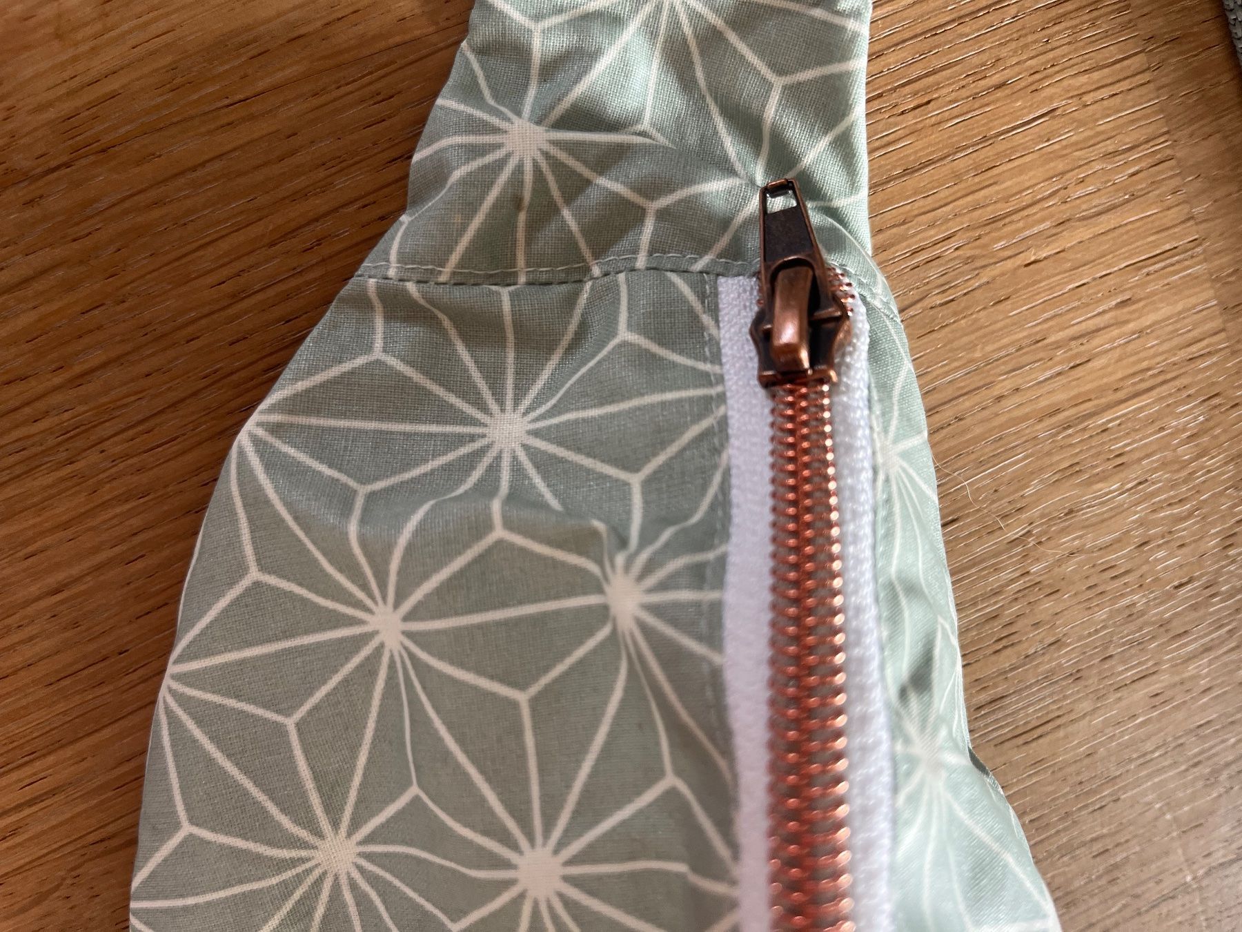 Sacs: Selbstgemachte Bauchtasche türkis/weisses "Sternenmuster" – Neuf (Voir description) à Laupen BE par lee_ym6v 1