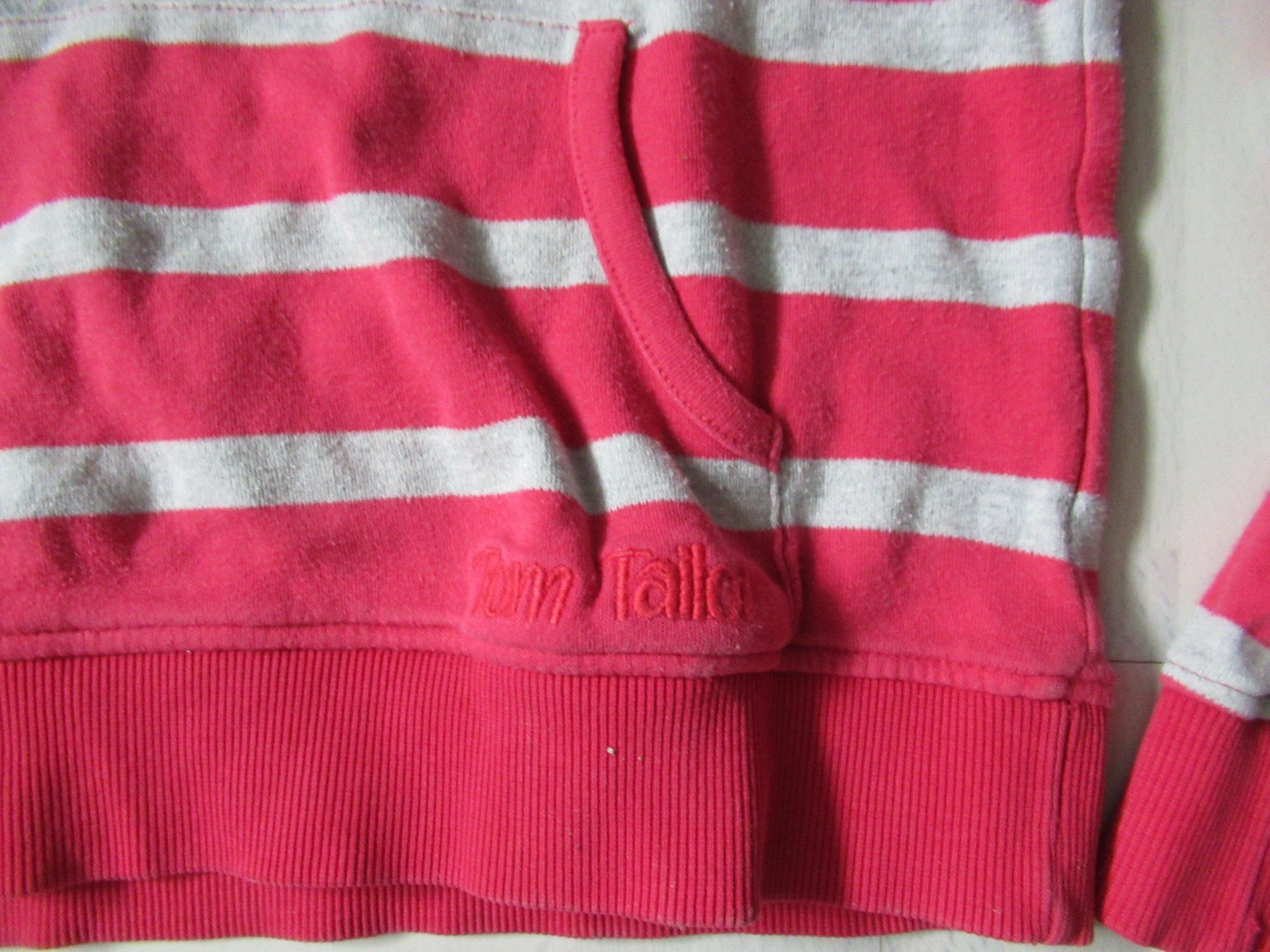 Tom Tailor Lotti & Set di vestiti: Tom Tailor Sweatjacke + Kapuzenpullover, Grösse S (140) – Usato da Binz venduto da MysticQueen 7