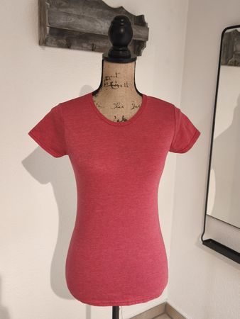 Rotes T-Shirt, XS, neuwertig, perfekt für den Sommer!