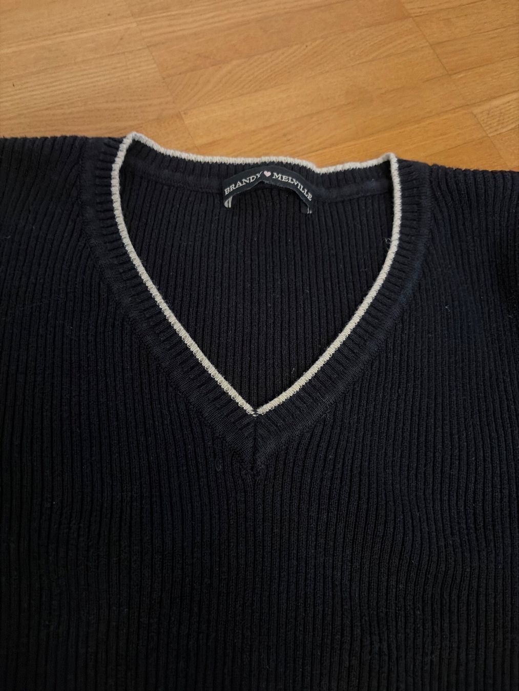 Maglioni & Felpe: Brandy Melville Pullover – Usato da Männedorf venduto da ali_5krk 1