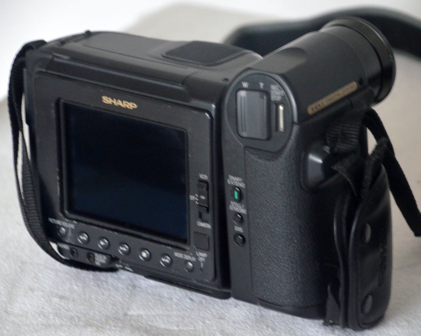 Sharp Videocamere: Sharp  Hi8  + MiniDV  Camcorder / caméscope – Nuovo e nell'imballaggio originale da Collonges venduto da arashee 6