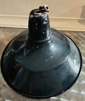 Industrielampe, schwarz/weiss emailliert Vintage