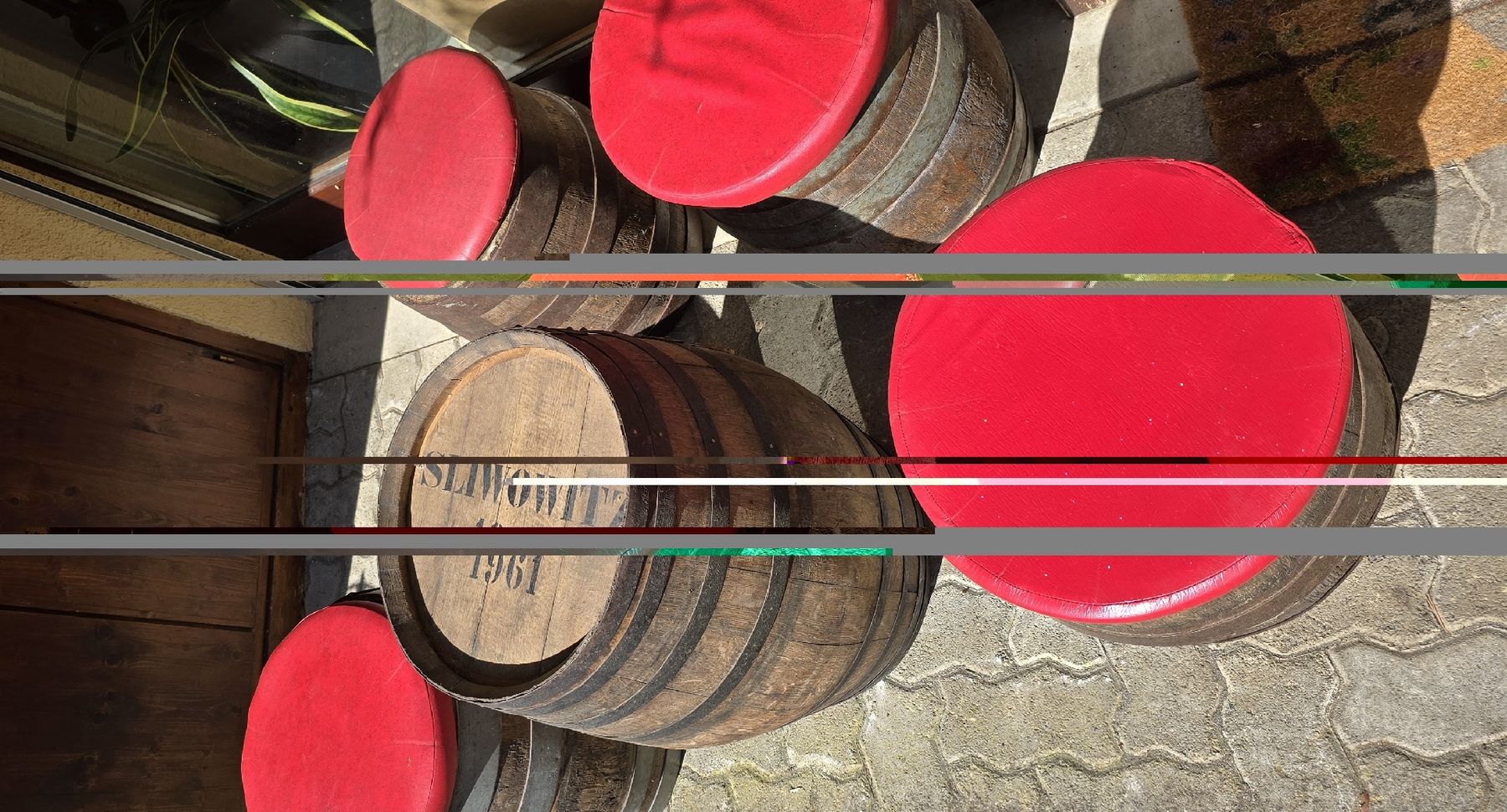 Set de table et chaises: Holzfass Set für Bar, Lounge oder Garten Sitzplatz oder Deko – D'occasion à Zürich par Nadon79 1