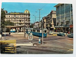 Postkarte Zürich Bellevue mit Tram Linie 4 und Oldtimer