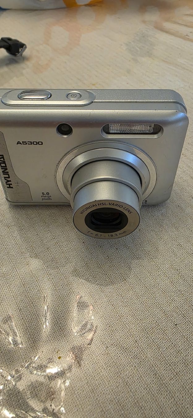Nikon Fotocamera: Hyundai A5300 – Usato da Lyss venduto da ram76 1