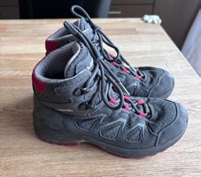 Lowa Trekkingschuhe Grösse 32