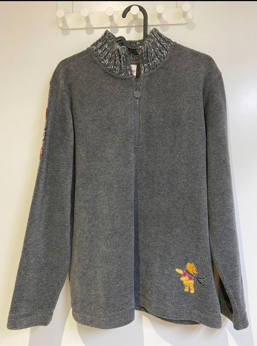 Maglioni & Felpe: Pullover Disney Winnie the Pooh taille S – Usato da Monts-de-Corsier venduto da mon_rp2m