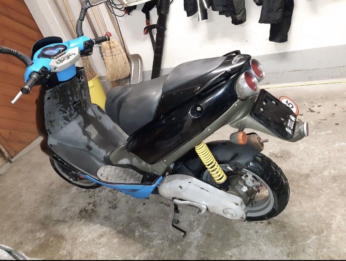 Aprilia Scooter: Aprilia sr – Usato da Goldach venduto da evolutiongsr 1