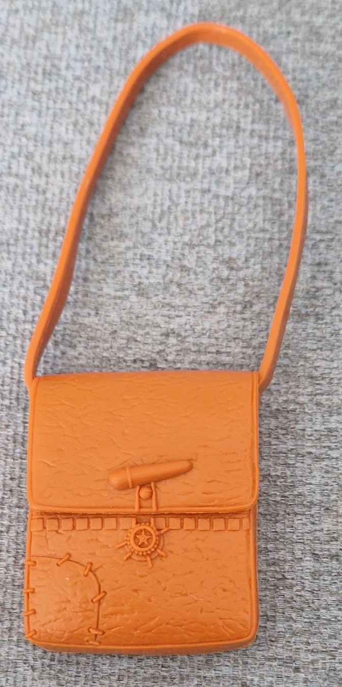 Bambole: sac pour ken(Homme Barbie) – Usato da Couvet venduto da Pioune