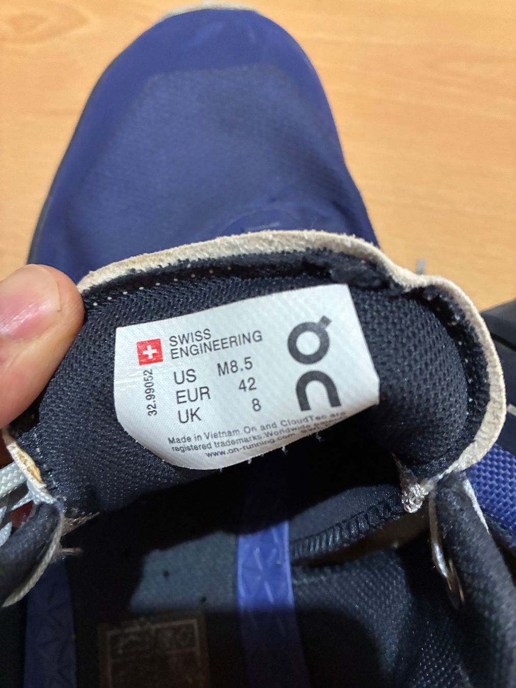 On Herrenschuhe: Chaussures de course On Cloudultra 42 – Gebraucht aus Bouveret von uri_cq5w 4