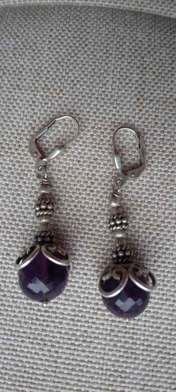 Orecchini pendenti & Orecchini a lobo: Amethyst-Ohrringe mit Silber – Usato da Würenlos venduto da Esmeralda74