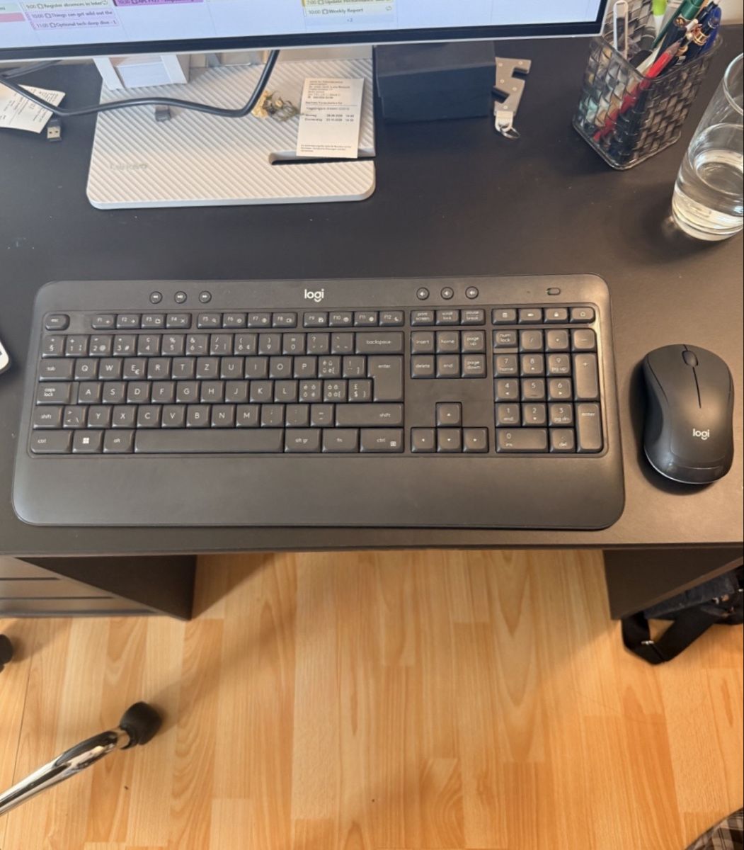 Logitech Tastiere: Logitech Tastatur und Maus – Nuovo (secondo la descrizione) da Trimbach venduto da ano_h97m