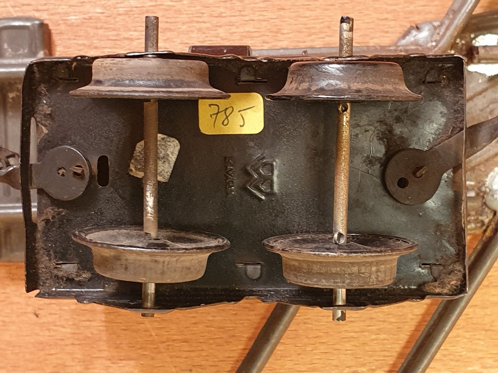 Modellini di ferrovie: Antiker Bing englischer Postwagen in Spur 0 – Usato da Riehen venduto da Sandra184 3