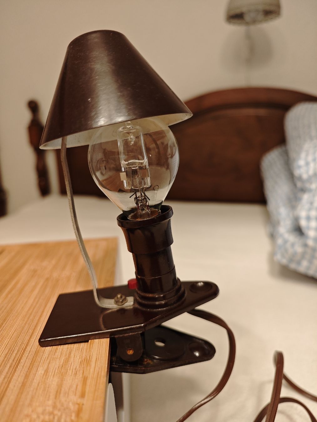 Lampade: Kleine nostalgische Bakelit Klemmlampe – Usato da Hallau venduto da simista 3