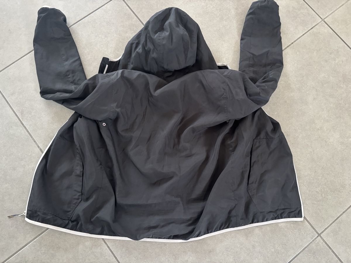 Lacoste Giacche: K-way Lacoste noir T M – Usato da Confignon venduto da MVAR 3