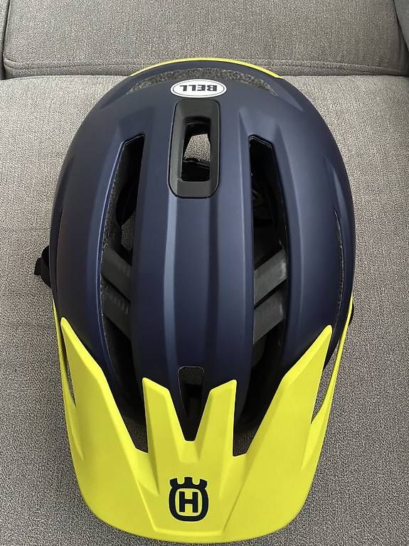 Helme: Bell Sixer MIPS Helm  – Gebraucht aus Abtwil SG von leon-77