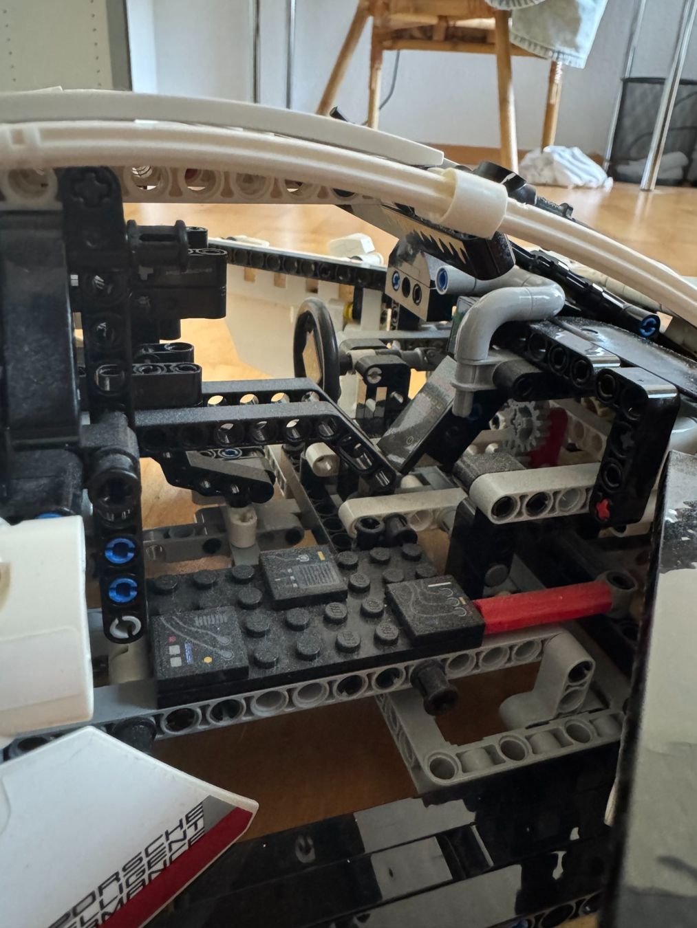 Lego Kit di costruzioni: LEGO Technics 42096 Porsche 911 RSR – Usato da Nänikon venduto da 8610pb 5