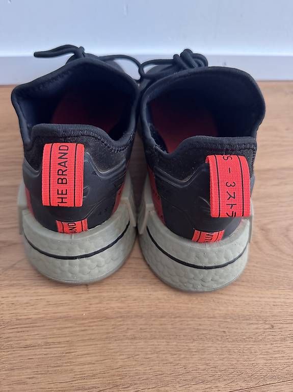 Scarpe da uomo: Adidas Turnschuhe, Grösse 42 2/3 – Usato da Birmensdorf ZH venduto da FiKaVa 2