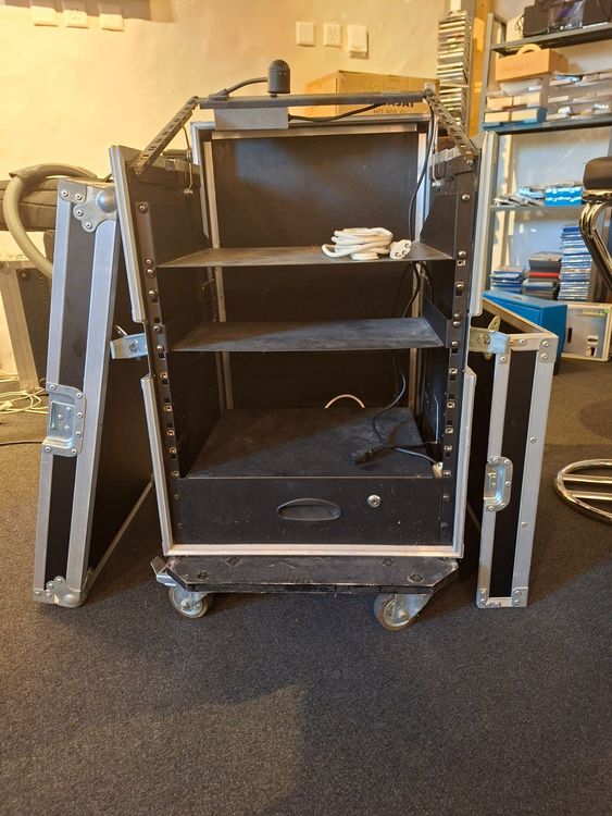 Autres accessoires: PROEL Flightcase 16 HE, mit Rollen – D'occasion à Dielsdorf par Media210 1