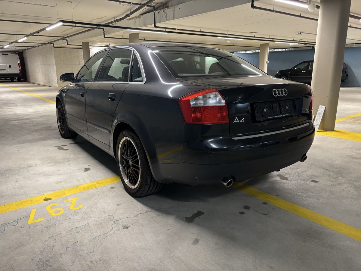 Audi Autos: A4 B6 3.0 V6 – D'occasion à Einsiedeln par bor_rxm8 2