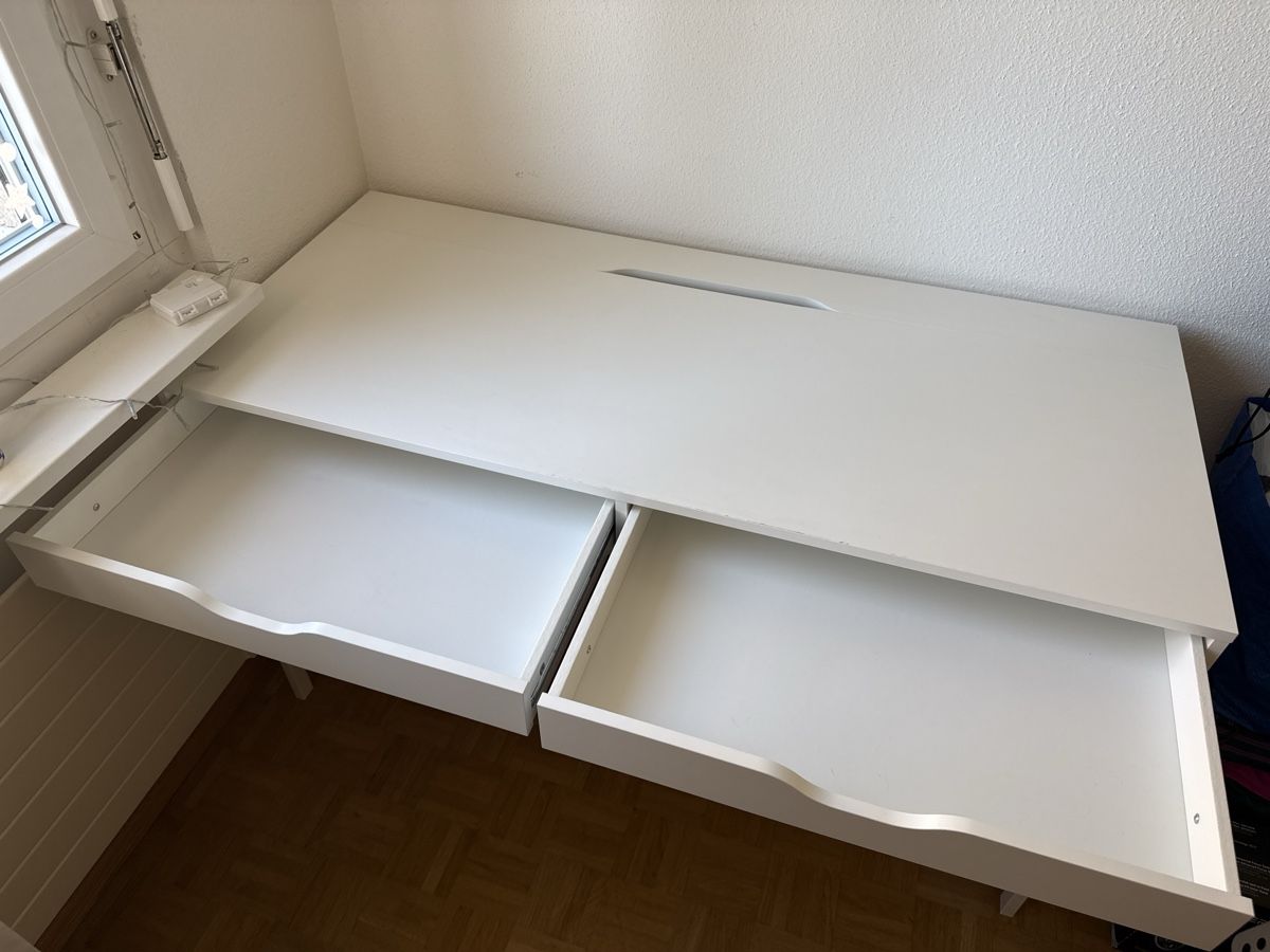 Schreibtische: Tisch IKEA – Neu (gemäss Beschreibung) aus Basel von AnMi22 2