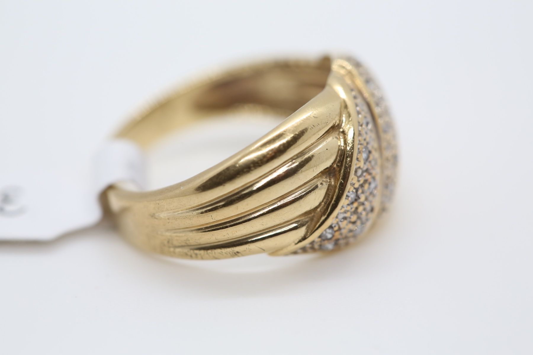 Anelli: Goldring mit Diamanten 18K – Usato da Reinach BL venduto da Han-Numismatik 2