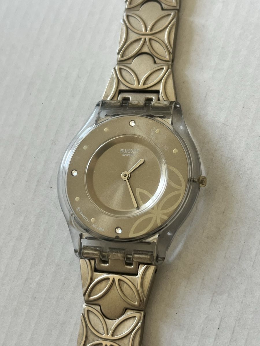 Swatch Orologi: Swatch Curling Glimmer SFK351AG gebraucht – Usato da Zürich venduto da cw2105 1