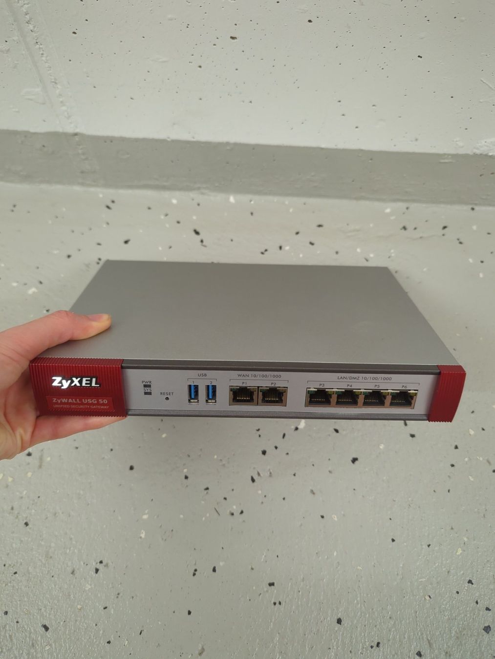 Zyxel Firewall: Firewall: Zyxel Zywall USG 50 – Gebraucht aus Zug von sunshinestateofmind 2