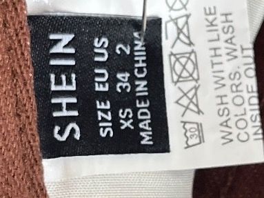 Shein Jeans: SHEIN Braune Jeans gr XS 34 – Neu (gemäss Beschreibung) aus Adligenswil von Phoenix2017 2