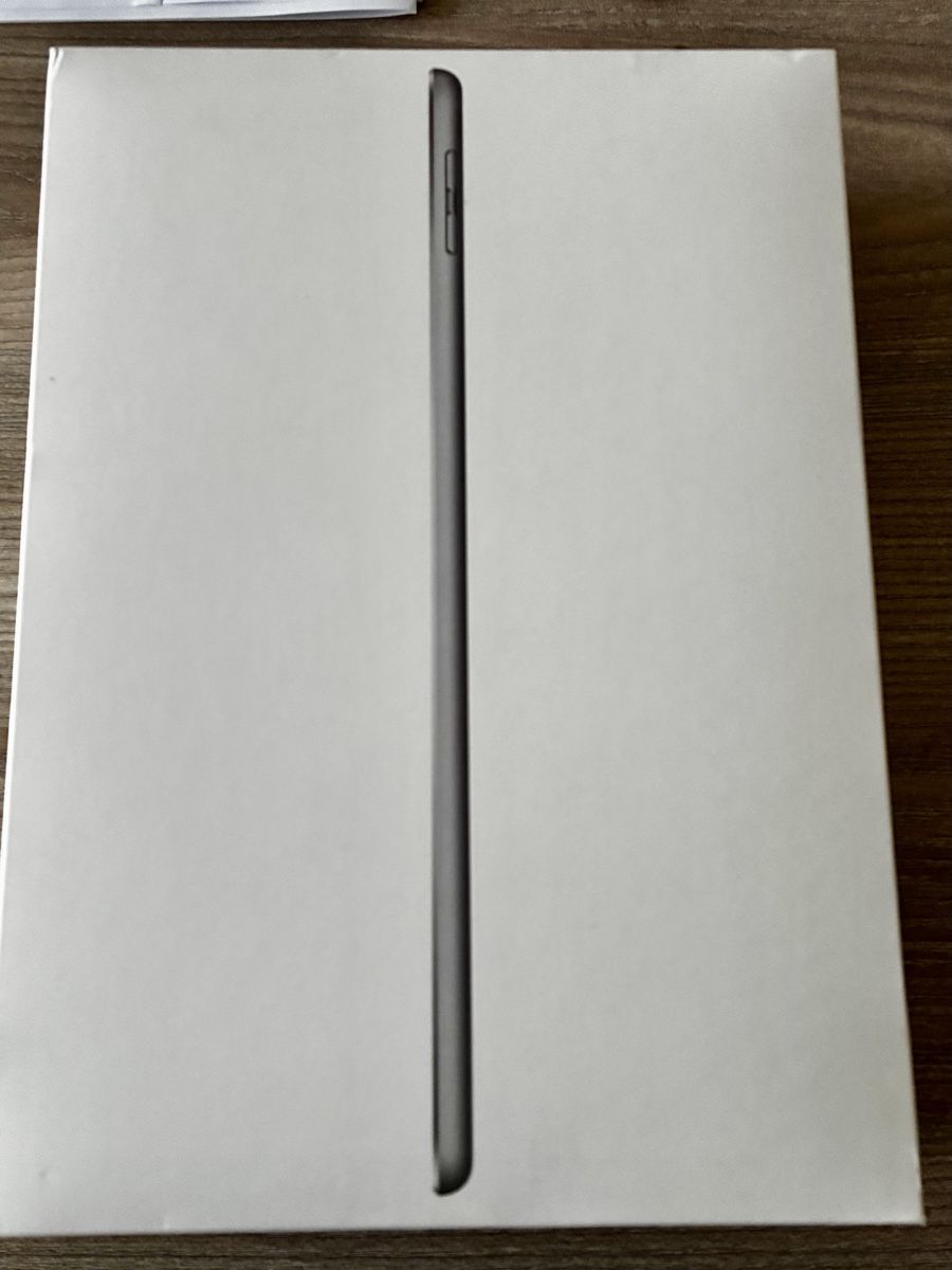 Apple Tablettes PC: iPad Wi-Fi 5.Generation 32 GB Space Gray – D'occasion à Embrach par Kevga 2