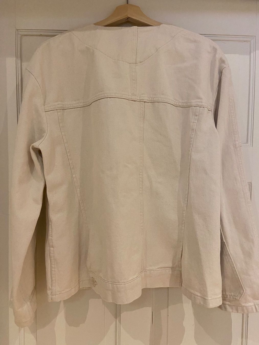 H&M Giacche: Jeansjacke beige/offwhite (ca. Gr. 38) – Nuovo (secondo la descrizione) da Zürich venduto da oli_9dhs 2