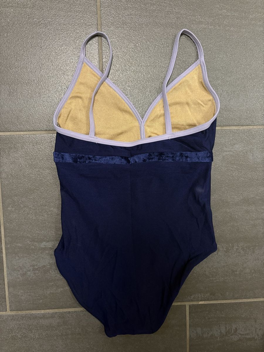Canottiere & Pantaloni: Yumiko Leotard XS – Usato da Rümlang venduto da svent 3