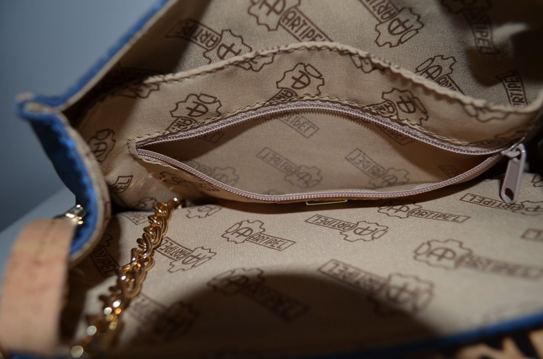 Borse da donna: Tasche ARTIPEL Kork – Usato da Locarno venduto da DarjaRonco 8